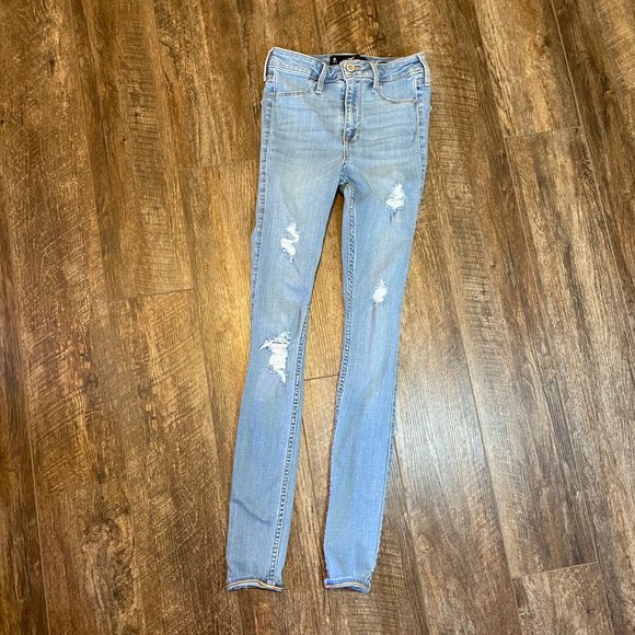 Hollister 0L Light Wash High-Rise Jean Legging - Picture 5 of 6